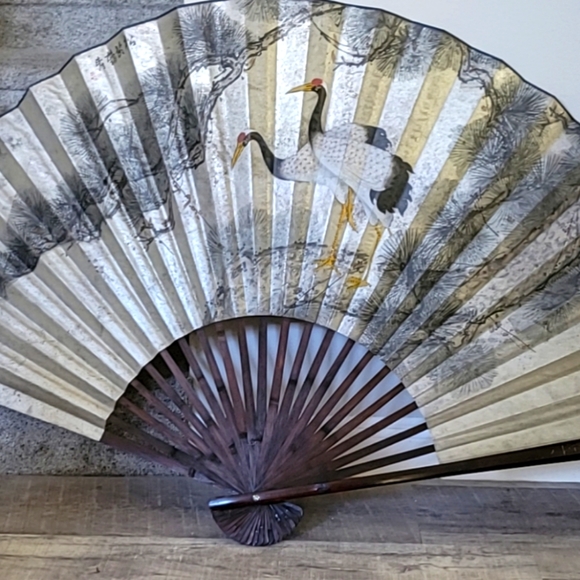 Large Asian Wall Fan Vintage - Picture 1 of 7